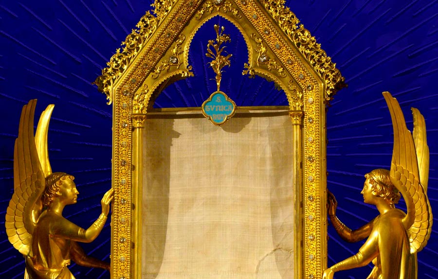 Cathédrale de Chartres vitraux et labyrinthe