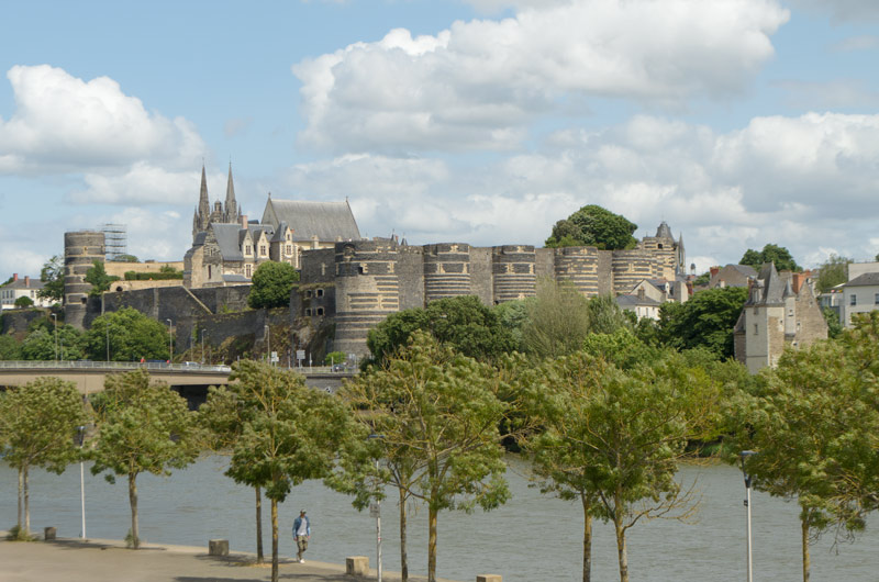 Angers et le Plessis-Bourré